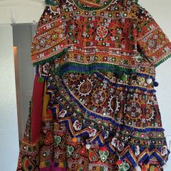 Indian Clothing - Woman Garba outfit(Chaniya Choli)