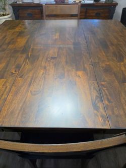 Bar highth table and chairs