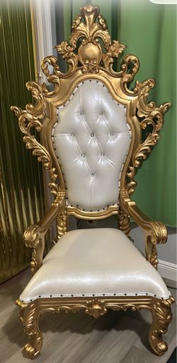 Throne Chair