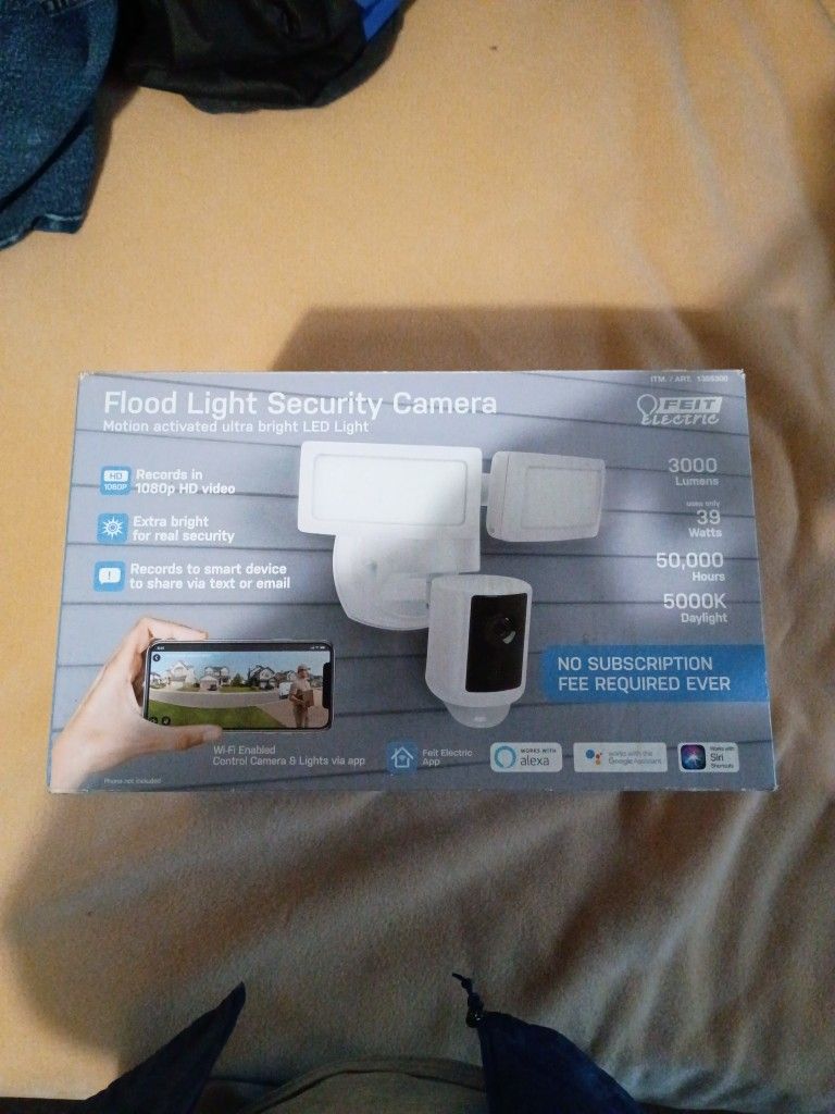 Flood Light Security Camera