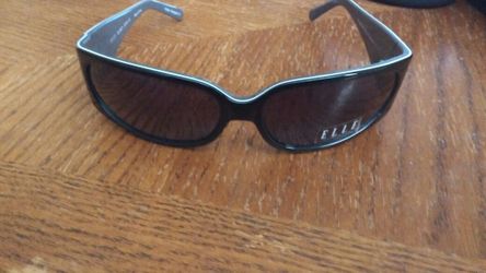 Elle sunglasses womens