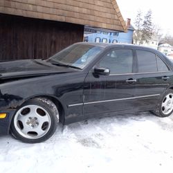 2001 Mercedes  E430 V8 All Wheel Drive 