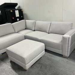 Drayden Fabric Sectional 