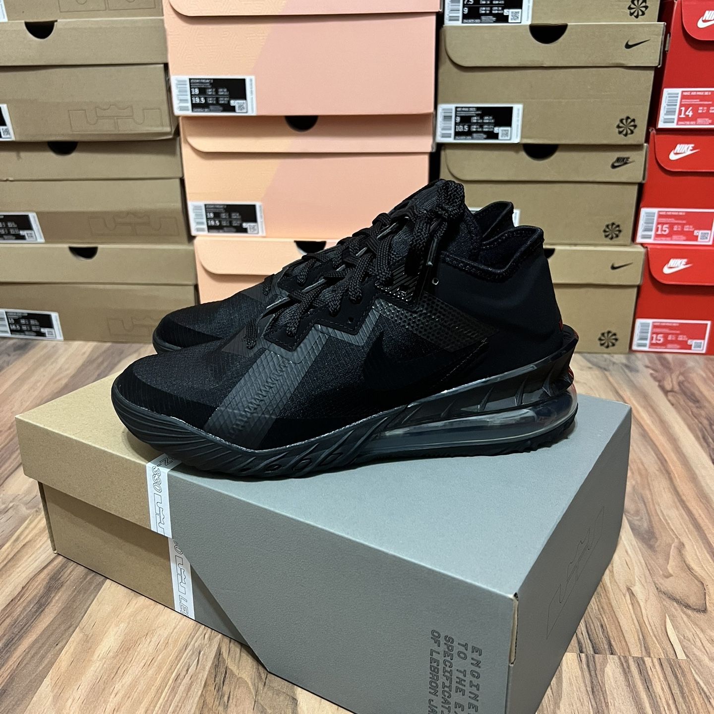 Nike Men\'s Lebron XVIII 18 Basketball Shoes CV7562-004 Black Zero Dark 23 Sz 9.5 nike_lebron_18_low__zero_dark_  main image 2