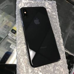 iPhone XS MAX 64GB Unlocked-$309