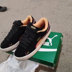 Men's Size 12 Puma Suede XL