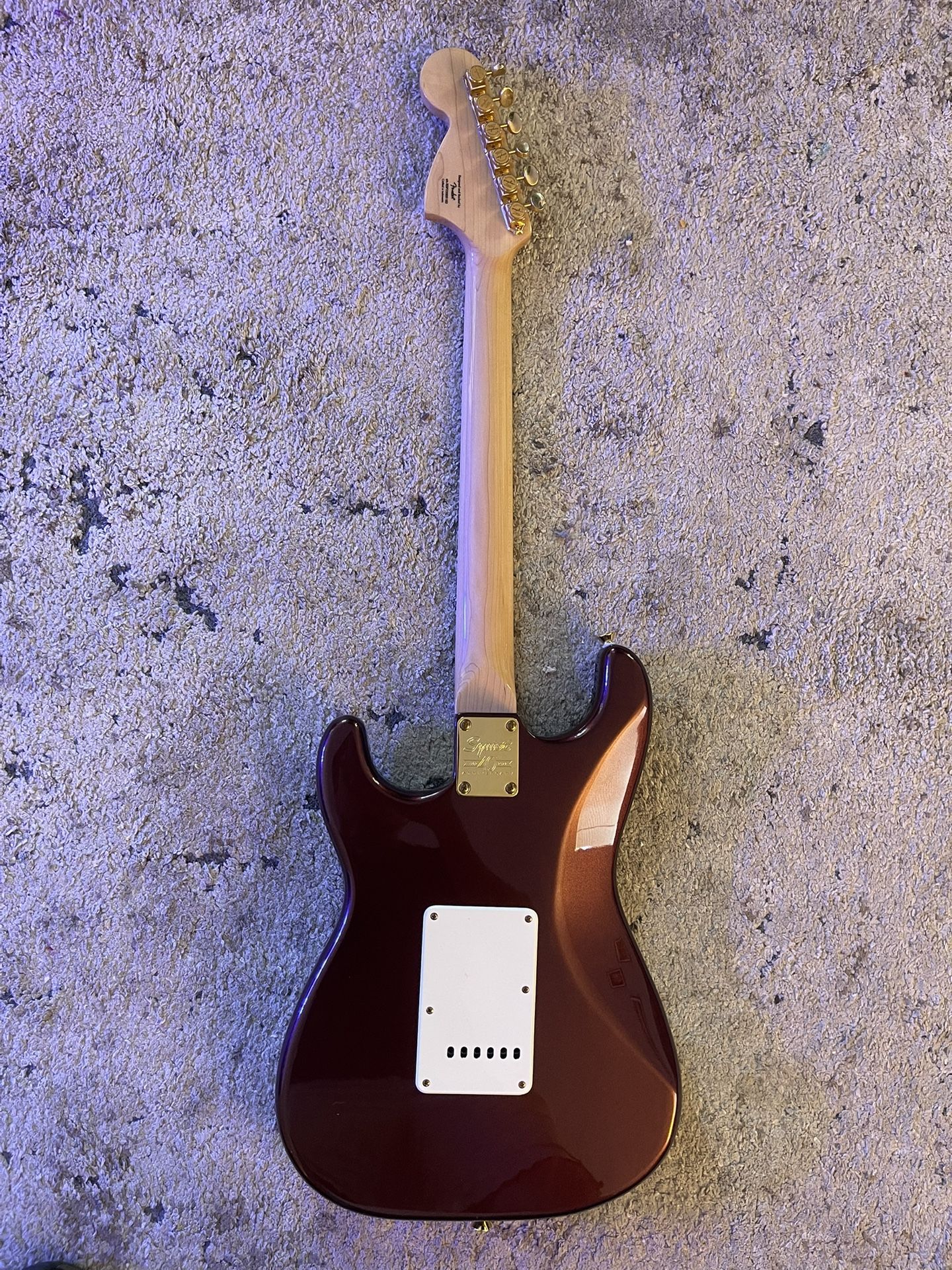 Squier 40th Anniversary Stratocaster Bundle