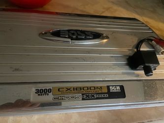 3000 Boss Audio Systems CX1800 Chaos Exxtreme 5-channe
