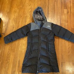 Girl's North Face Large 14/16 long coat parka 