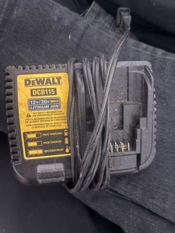 DeWalt DCB115 12V/20V Max Battery Charger