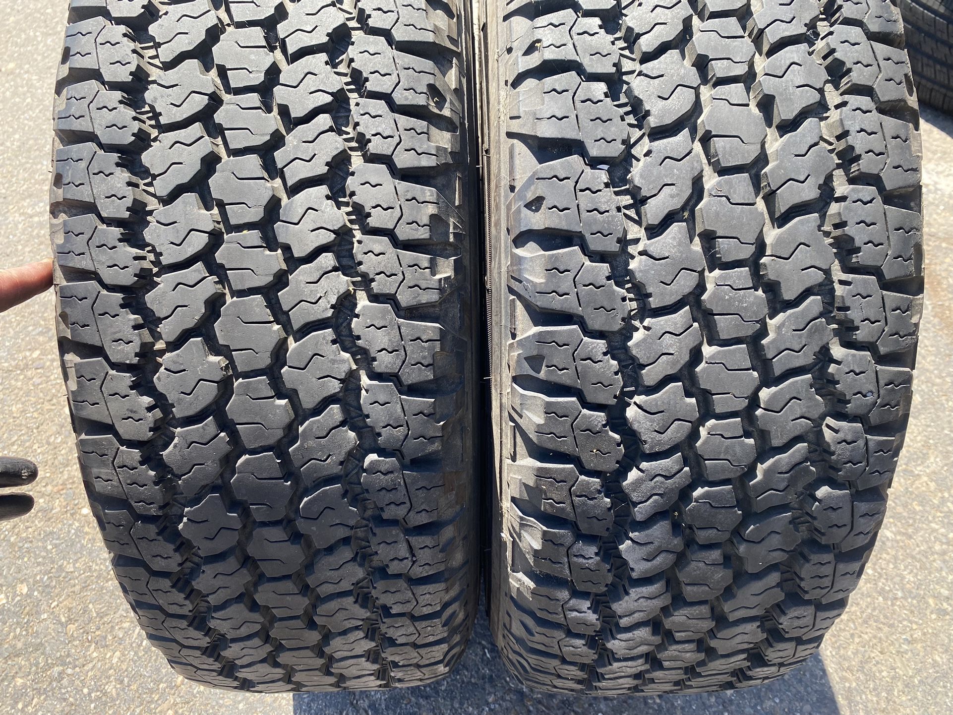 (2) Goodyear Kevlar 275/55R20 tires 95%+ tread Great pair, 2024 DOT~ perfect for your f150 expedition Silverado Sierra tahoe Yukon Denali avalanche E