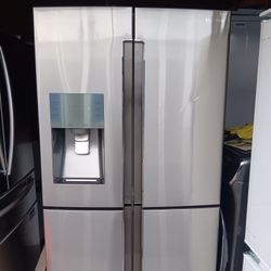 SAMSUNG REFRIGERATOR DE 4 PUERTAS 