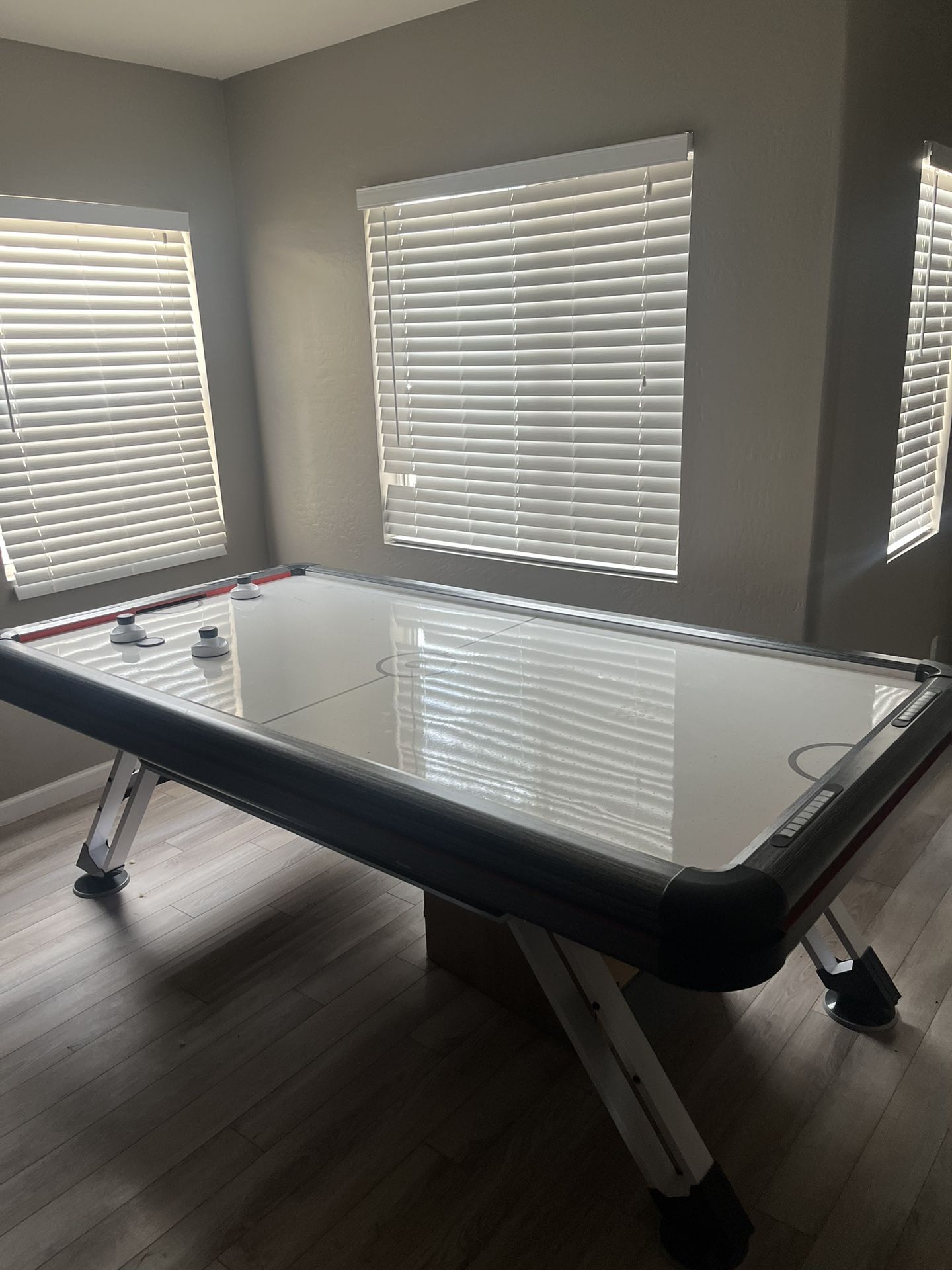Air Hockey Table 
