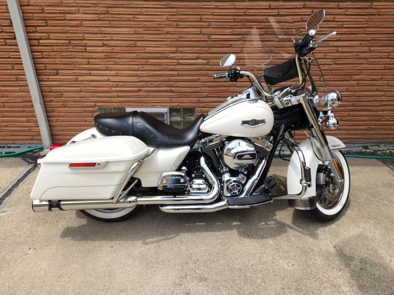 2015 Harley Davidson Road King