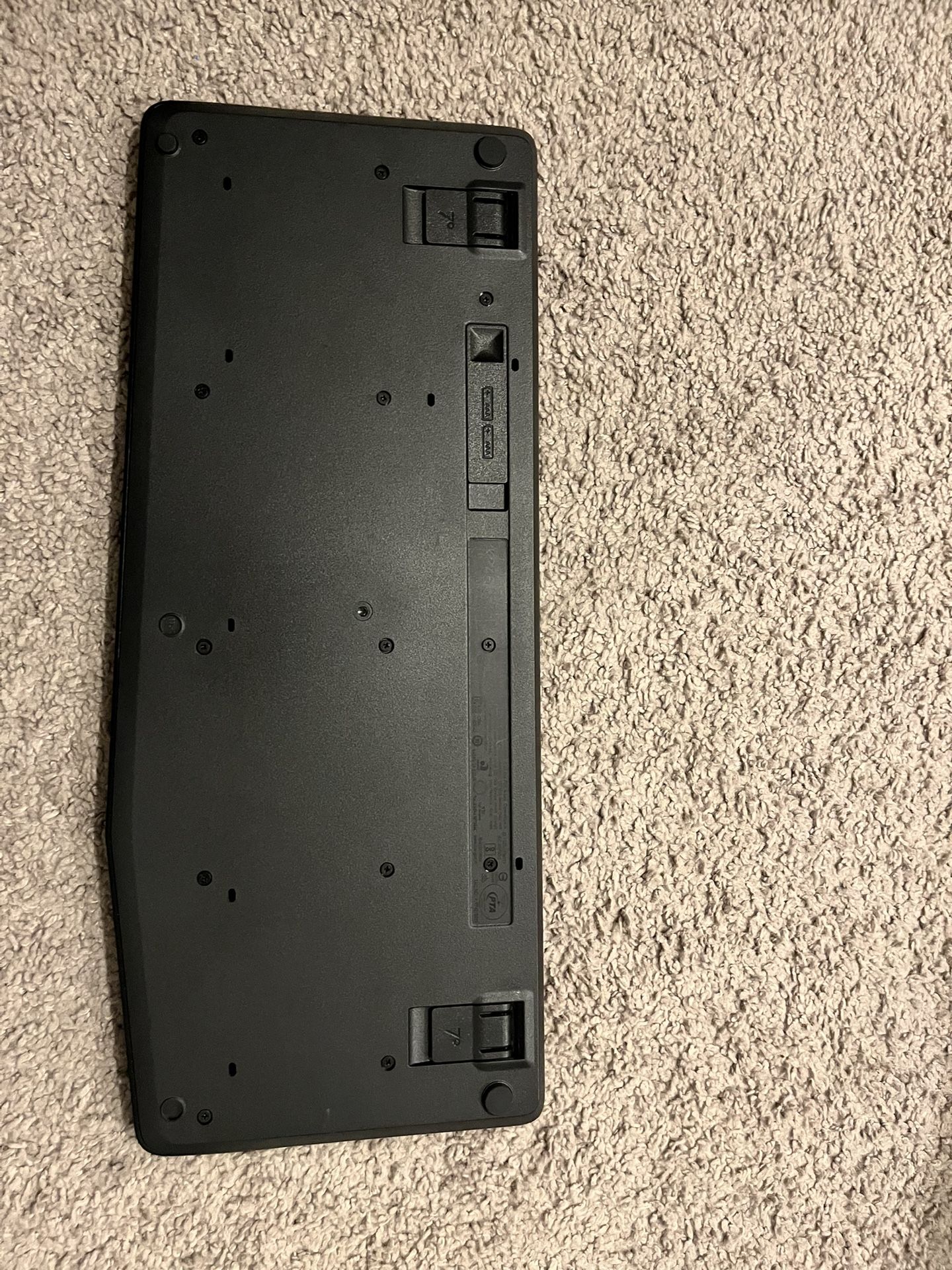 Logitech MK345 Wireless Keyboard and Mouse Combo with Palm Rest
