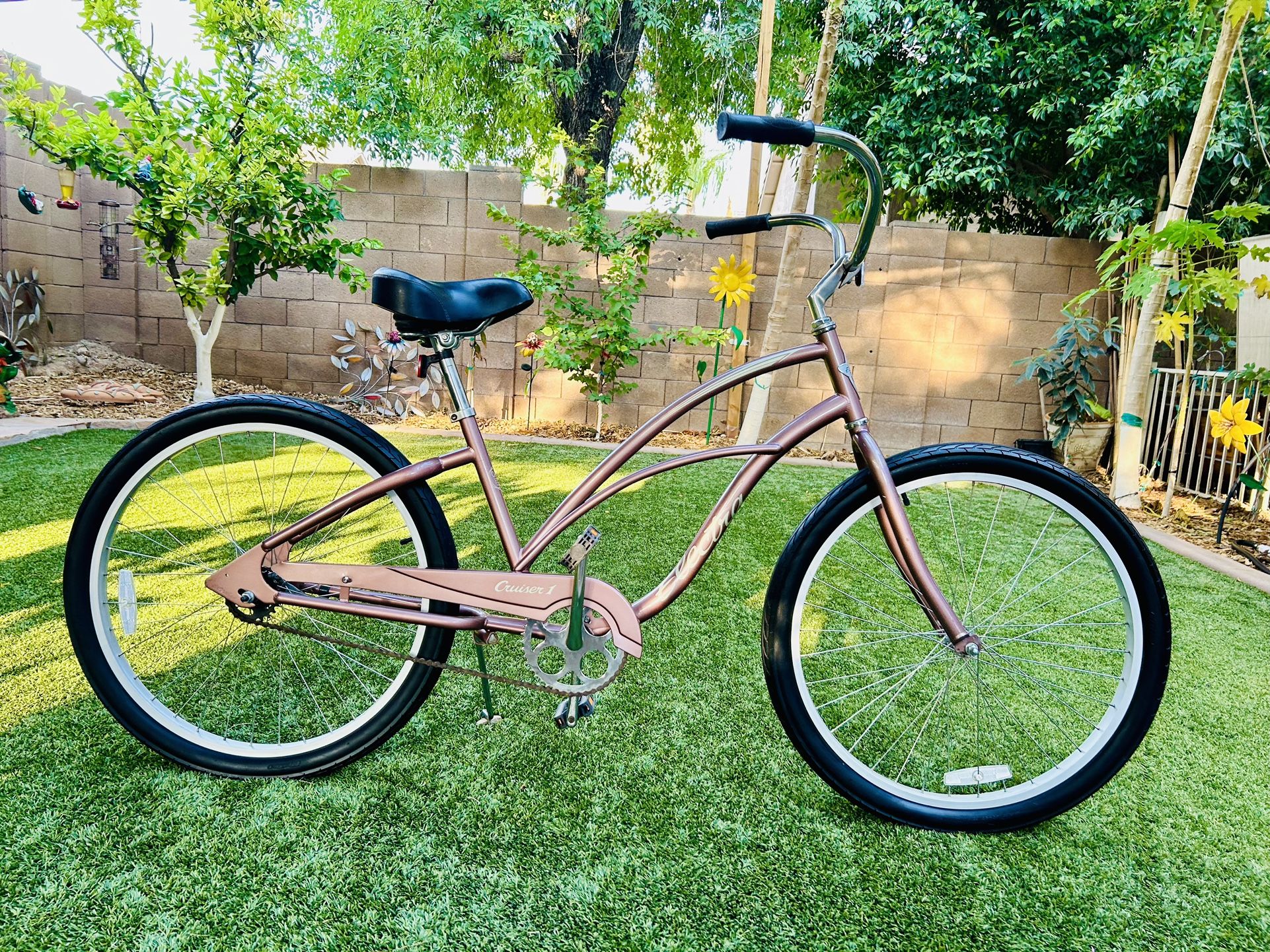 ELECTRA Women’s Beach Cruiser Bike 26”