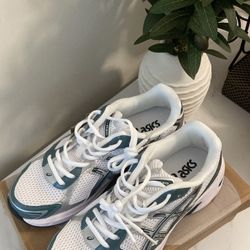 ASICS Gel 1130 “White Dark Neptune “