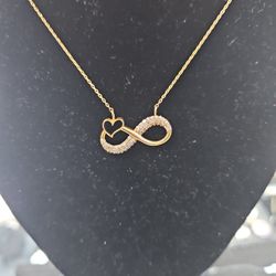 18k Infinity Pendant Set With Diamonds