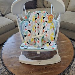 Fisher-Price Deluxe Take-Along Swing & Seat for Infants with Music and Vibrations