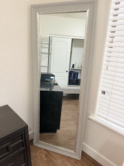Tall Mirror - Grey Frame & ottoman