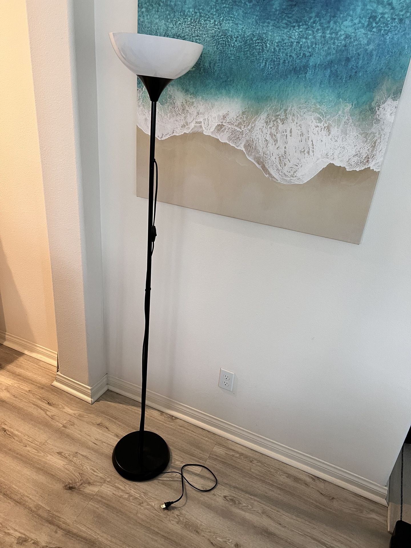 Standing Lamp With Switch