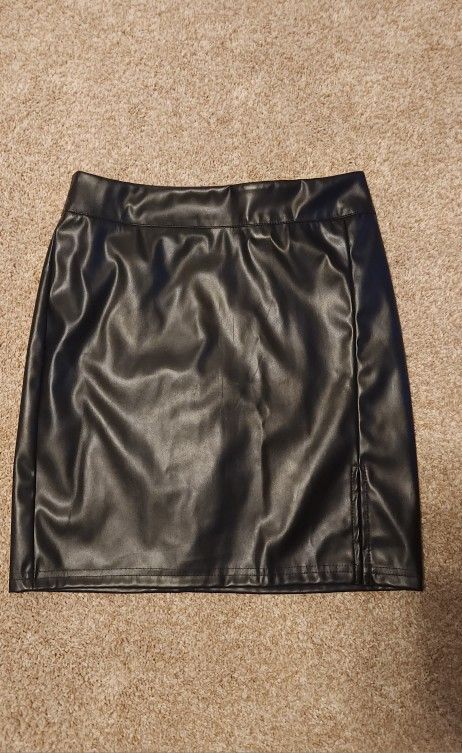 NEW Shein Black Leather Skirt Size XS