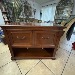 Credenza