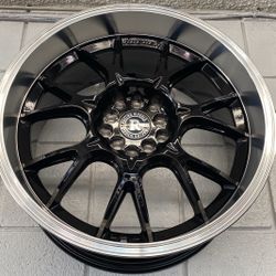 18” Black & Machine Finish Wheels / Rims
