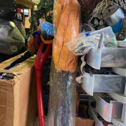 I Cedar New Soinge Mop 25 2  Moo 15 dollars 