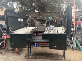 Nice set side tool box weather guard 5 feet long