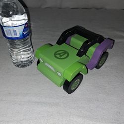 Marvel Incredible Hulk Heavy Wood Vehicle In Excellent Condition