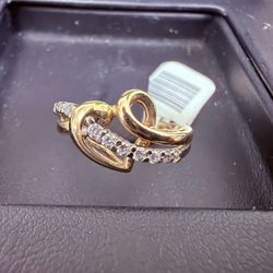 10K Gold & Diamonds Ring Heart Ring