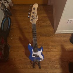 Electric Base Guitar, Small Scale 36 Inch 
