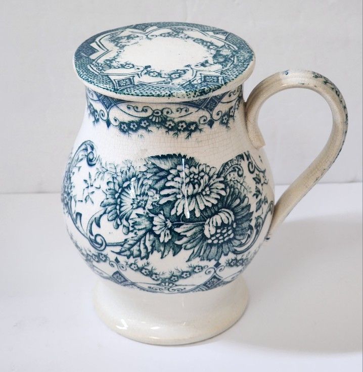 Berlin Porcelain Screwtop Jar