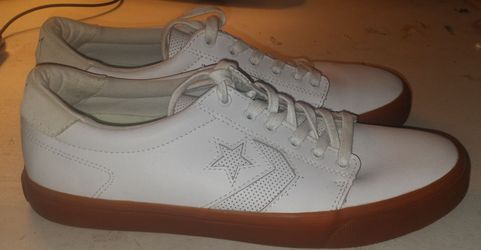 New Converse Men's Size 11
