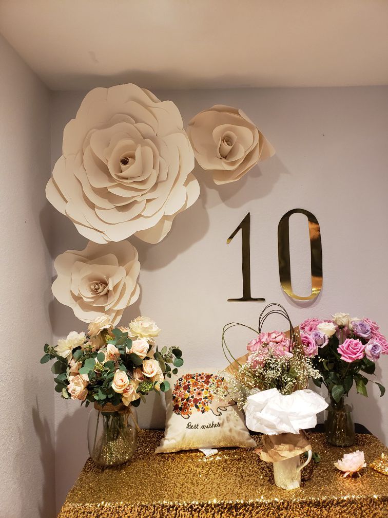 Giant Paper Roses