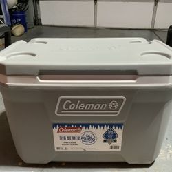 Coleman 316 Series 52-quart Cooler - Gray