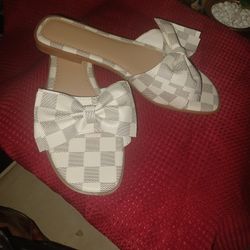 Sandals Size 6