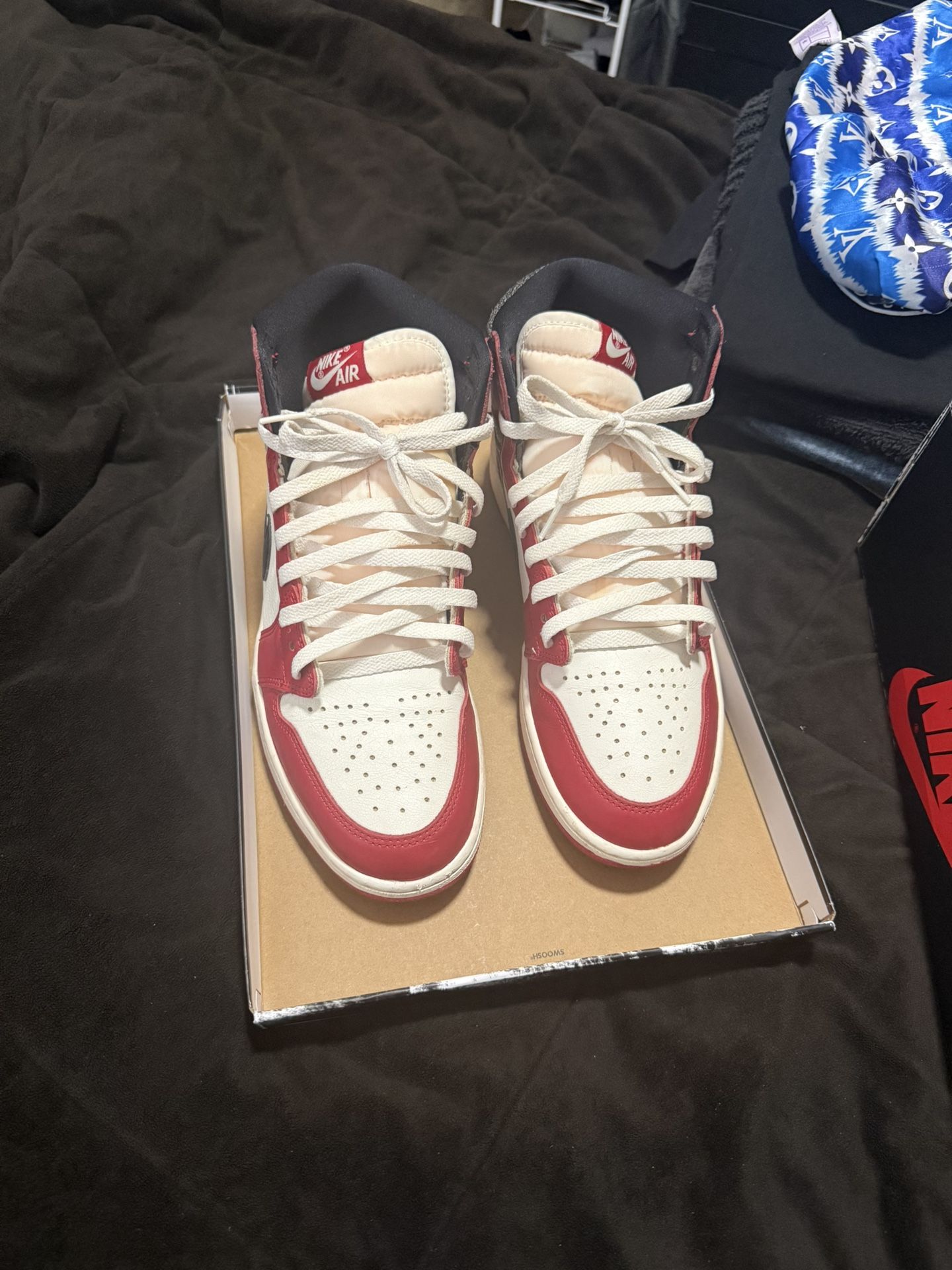 Jordan 1 Chicago Reimagined Size 11 $275