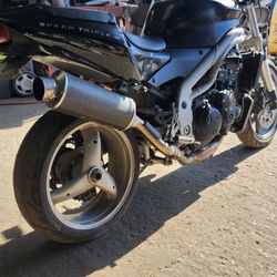 2002 Dirt Bike Triumph Speed Triple  Atv , 4 Wheeler 