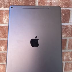 iPad Air 3 64GB Cellular Unlocked Amazing condition 