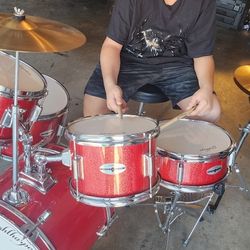 Drum Set, Kids To Teens Age Hardly Used...$55 Obo