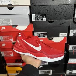 Kobe 8 Protro University Red size 10 VNDS