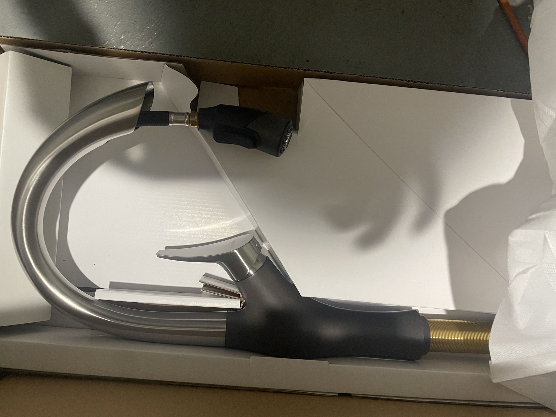 Kitchen faucet-Blanco Artona. 