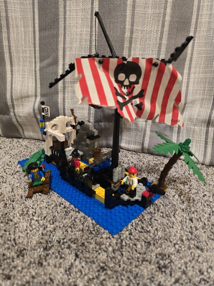 Lego pirates Vintage 6296 Shipwreck Island