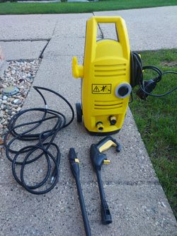 Pressure washer 1500 psi very good condition fully functional pick up in Niles, IL 60714 cold water until.