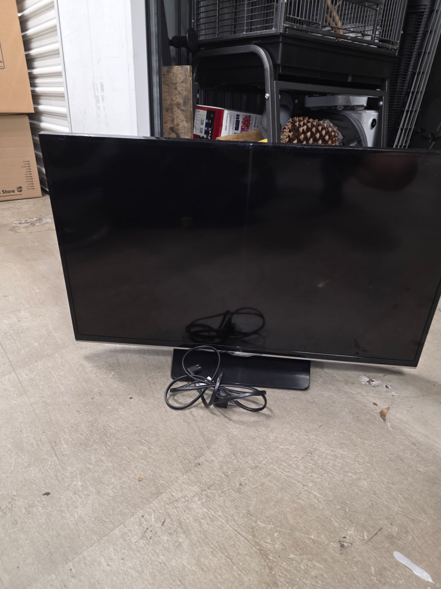 Samsung TV with remote