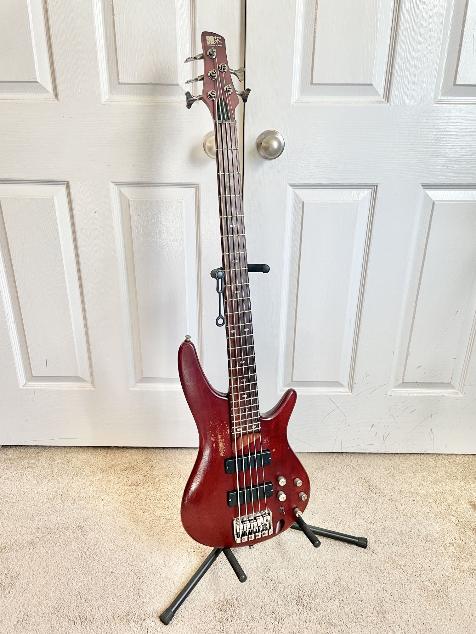Ibanez SR505 5-string Bass Guitar 