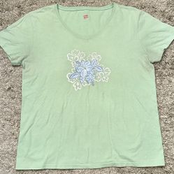 Hanes Women’s S Green Floral V-Neck Petite Short Sleeve T-Shirt Mexico
