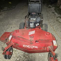 Lawnmower Toro 48"